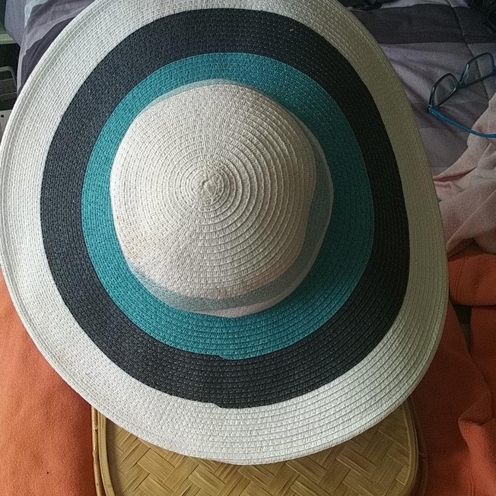Cruise Club Straw hat. One sz $28+ free belt - Picture 2 of 7